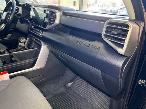 Used 2022 Toyota Tundra SR5 w/ SR5 Convenience Package image 51