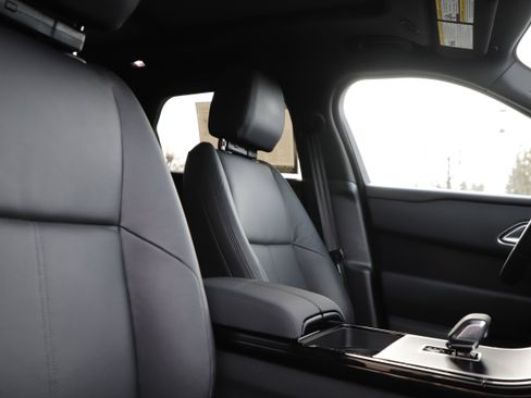 Certified 2026 Land Rover Range Rover Velar Dynamic SE image 14