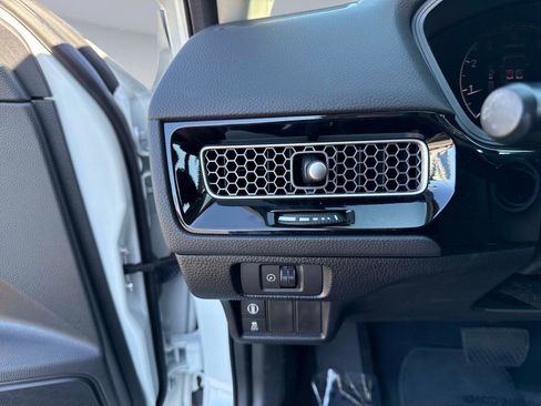 Used 2022 Honda Civic EX image 33