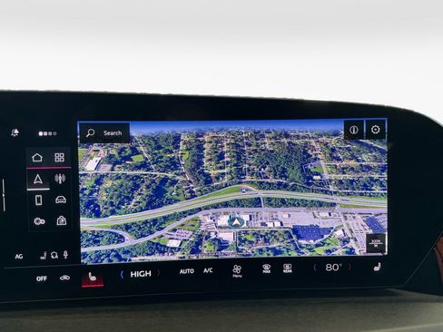 Certified 2025 Audi Q5 Premium w/ Convenience Package image 19