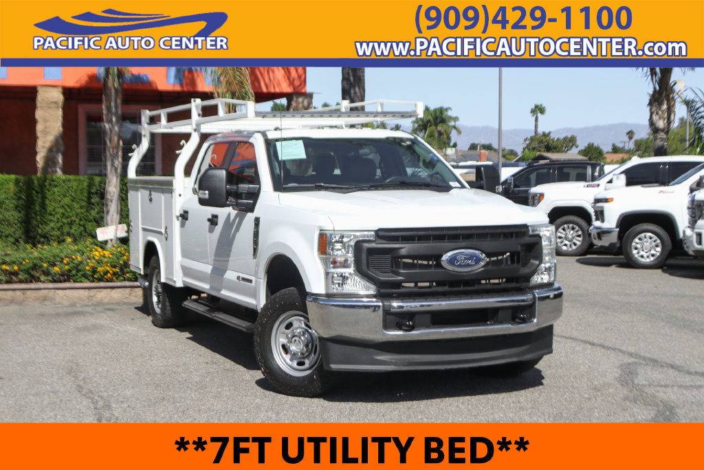 Used 2022 Ford F350 XL w/ Power Equipment Group AWD/4WD image 1