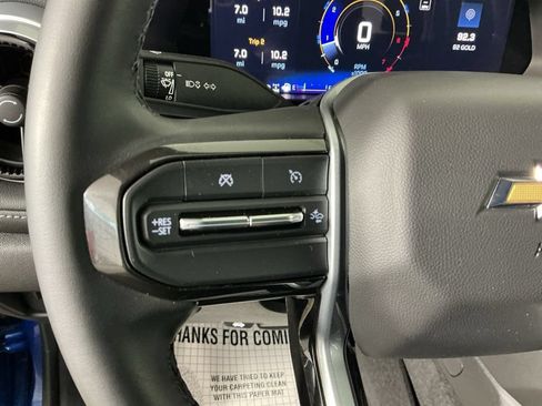 Used 2024 Chevrolet Colorado LT w/ LT Convenience Package II AWD/4WD image 18