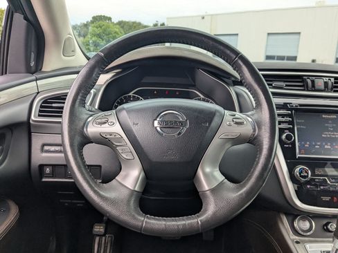 Used 2015 Nissan Murano Platinum w/ Platinum Technology Package FWD image 18