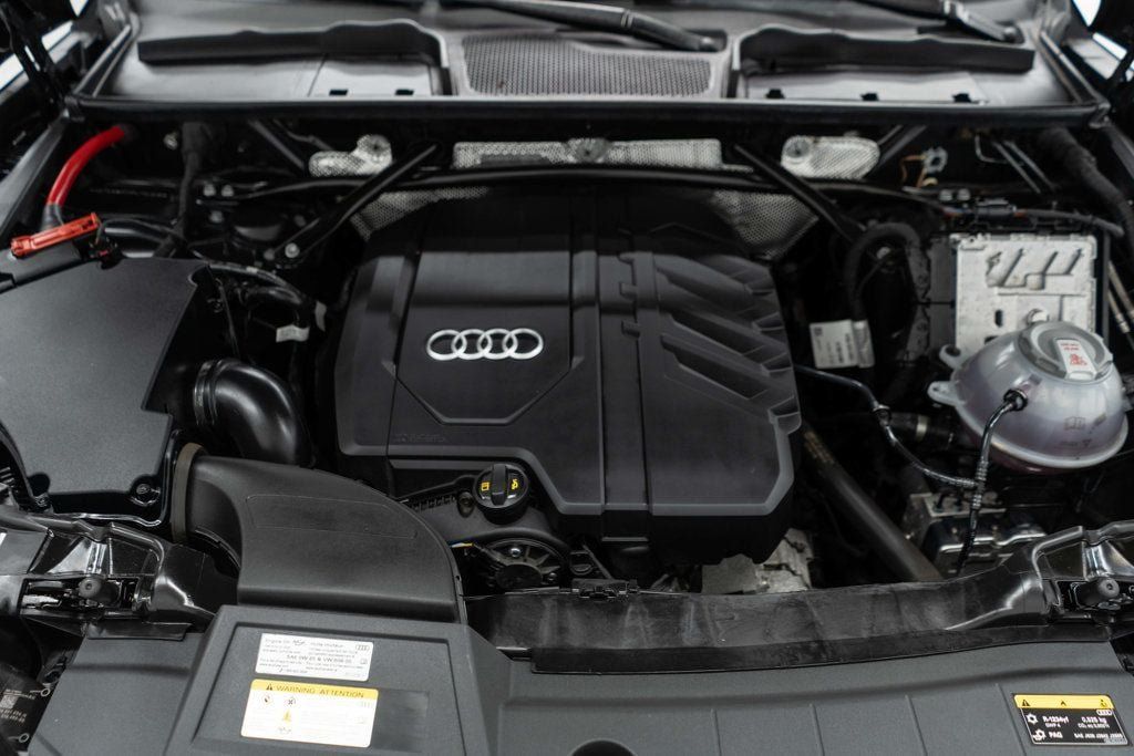 Used 2023 Audi Q5 2.0T Premium w/ Convenience Package AWD/4WD image 40