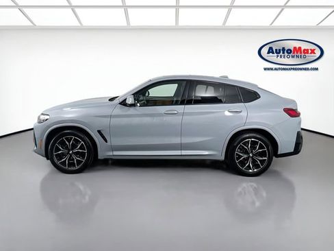 Used 2025 BMW X4 xDrive30i image 4