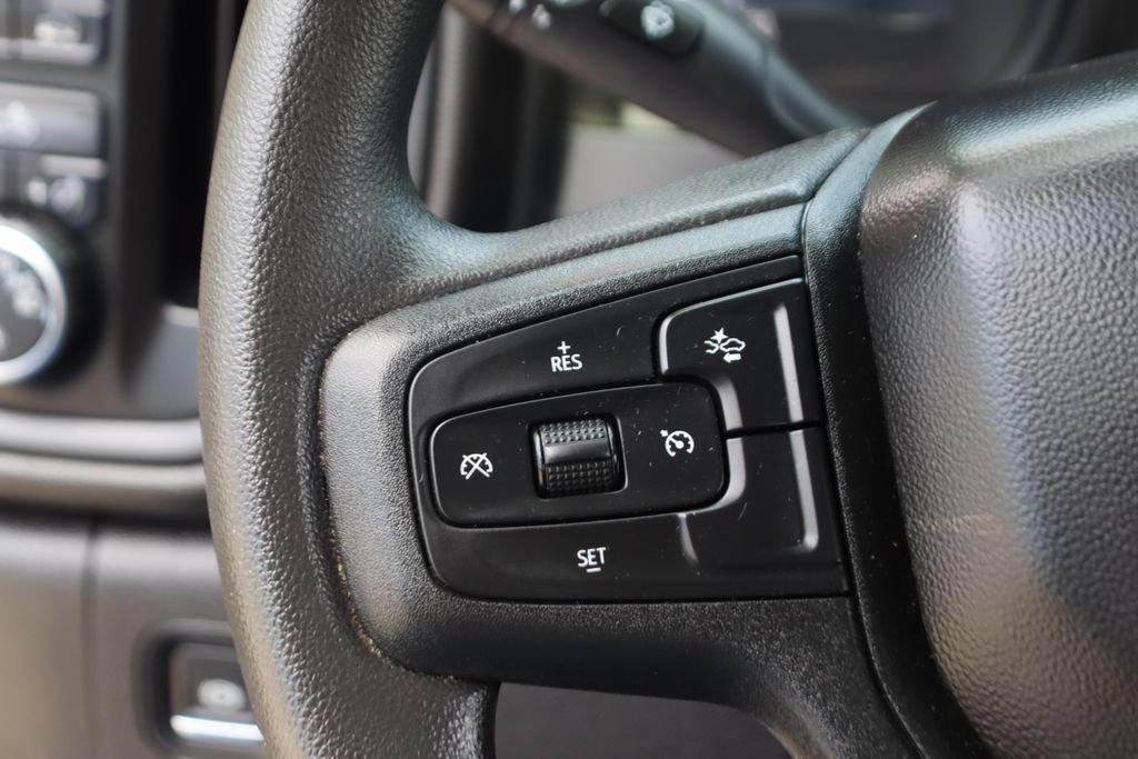 Used 2025 Chevrolet Silverado 1500 Custom w/ Turbomax Blackout Package AWD/4WD image 21