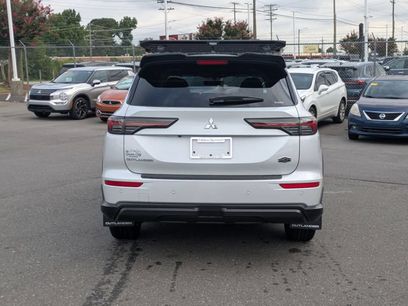 New 2025 Mitsubishi Outlander AWD