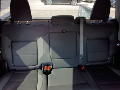 Used 2024 GMC Sierra 1500 Elevation RWD image 5