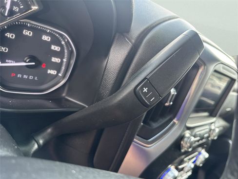 Used 2020 GMC Sierra 1500 SLE w/ SLE Value Package image 23