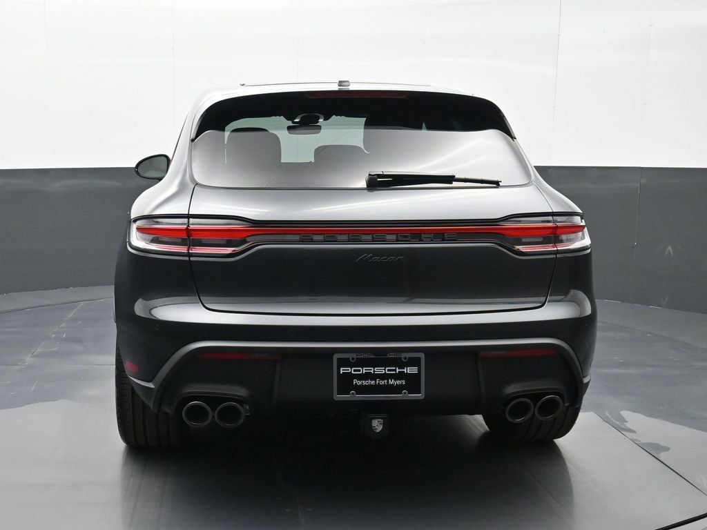 Certified 2026 Porsche Macan AWD/4WD image 22