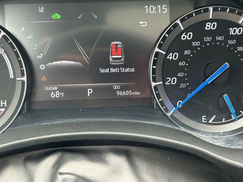 Used 2021 Toyota Highlander Limited AWD/4WD image 42