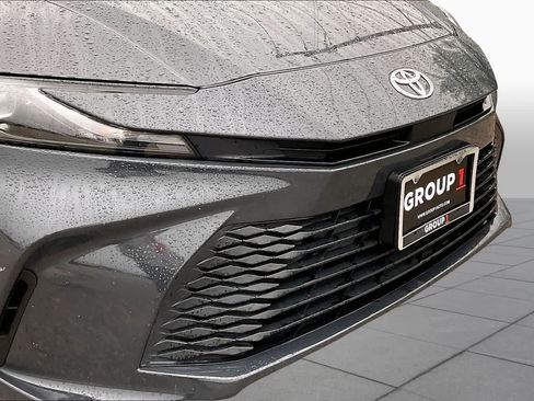 Used 2025 Toyota Camry LE FWD image 29