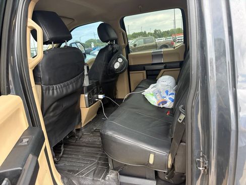 Used 2021 Ford F250 XLT w/ XLT Premium Package AWD/4WD image 2