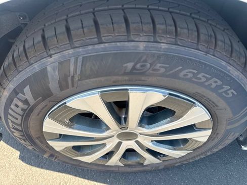 Used 2022 Toyota Corolla LE FWD image 10