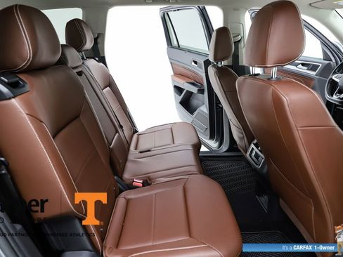 Used 2021 Volkswagen Atlas SE w/ Panoramic Sunroof Package image 38