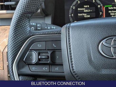 Used 2025 Toyota Tacoma Limited AWD/4WD image 19
