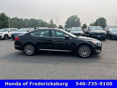 Used 2015 Kia Cadenza Premium w/ Technology Package FWD image 6