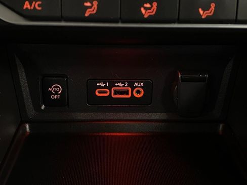 Certified 2025 Nissan Sentra SV FWD image 53