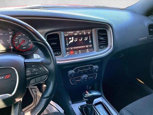 Used 2022 Dodge Charger GT w/ Blacktop Package image 8