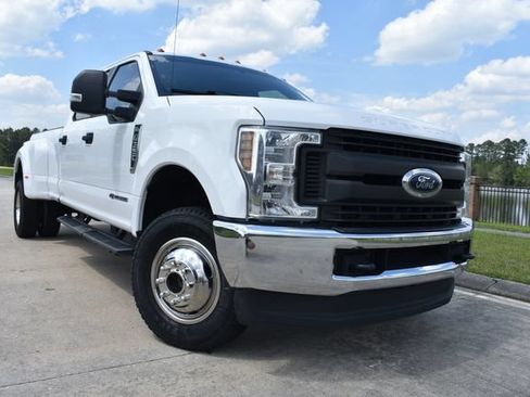 Used 2018 Ford F350 XL w/ Power Equipment Group AWD/4WD image 1