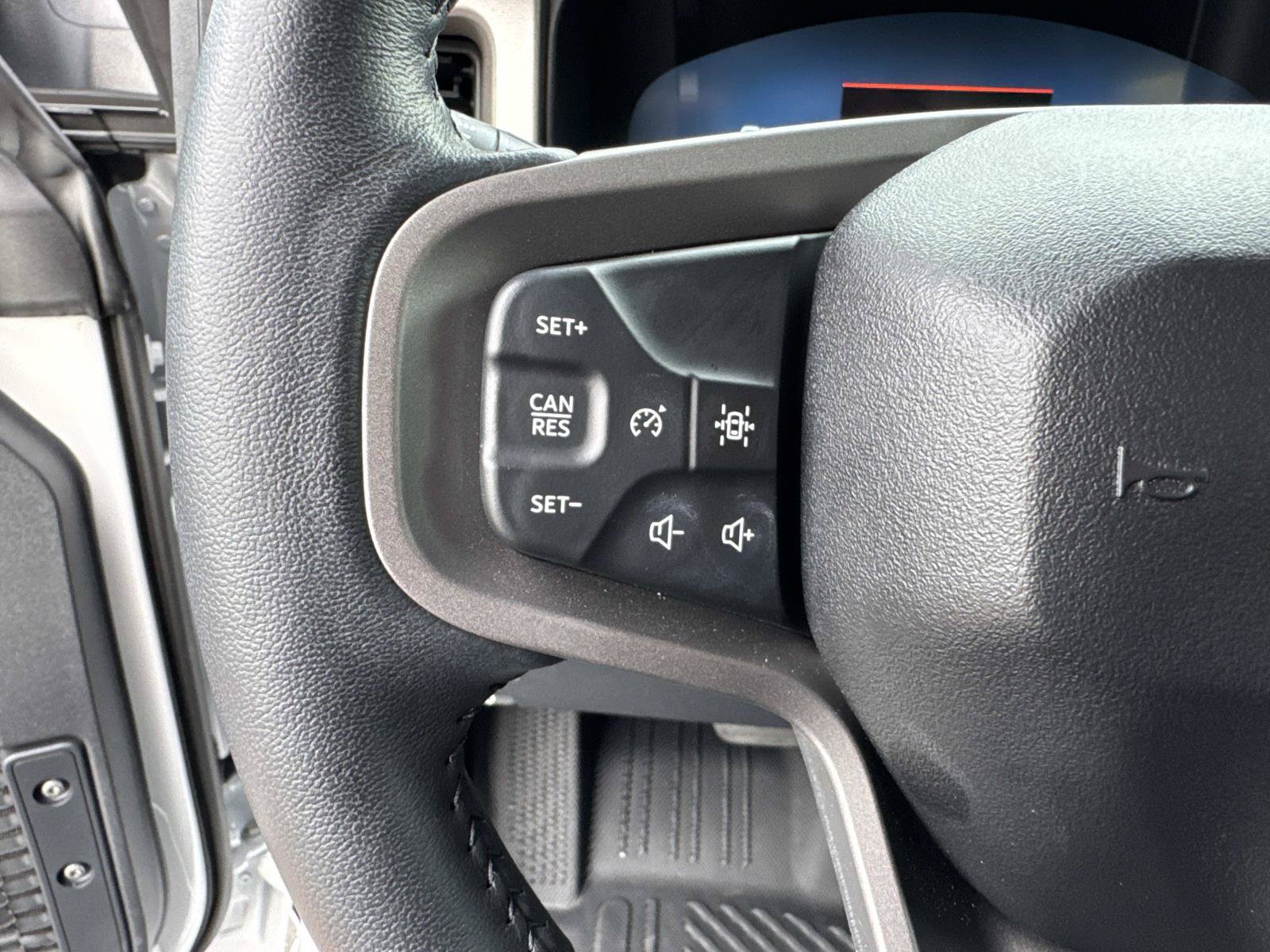 Used 2025 Ford Bronco Outer Banks AWD/4WD image 30