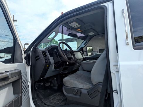 Used 2016 Ford F350 XL image 13