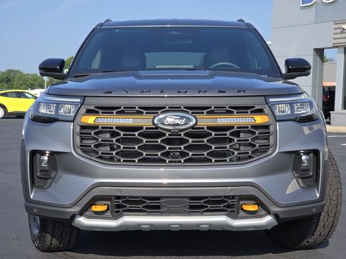 Used 2026 Ford Explorer Tremor AWD/4WD image 13