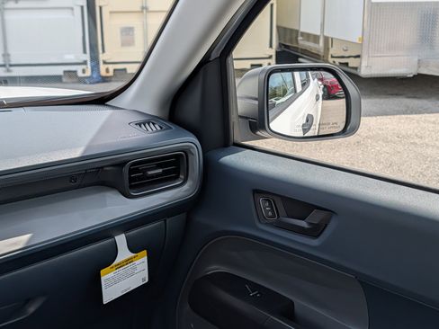 New 2026 Ford Maverick XL image 18