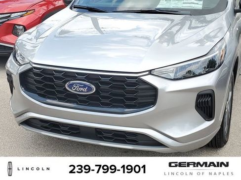 Used 2023 Ford Escape ST-Line w/ Tech Pack #1 FWD image 13