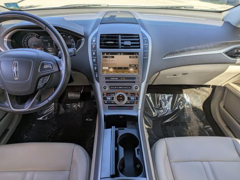 Used 2018 Lincoln MKZ Select w/ Select Plus Package image 15