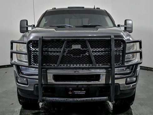 Used 2011 Chevrolet Silverado 3500 LTZ w/ LTZ Plus Package AWD/4WD image 4
