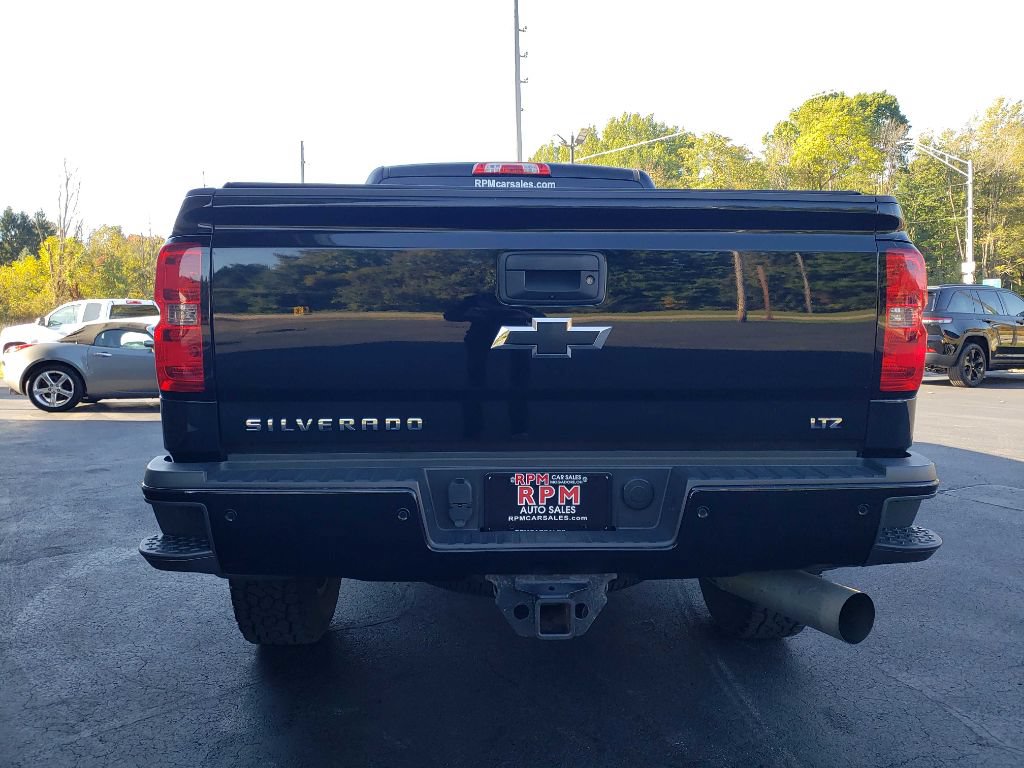 Used 2017 Chevrolet Silverado 2500 LTZ w/ Duramax Plus Package AWD/4WD image 5