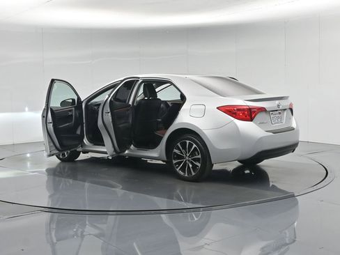 Used 2017 Toyota Corolla SE w/ Carpet Mat Package (TMS) FWD image 34