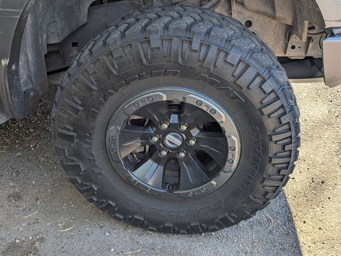 Used 2017 Ford F150 Raptor w/ Equipment Group 802A Luxury image 5