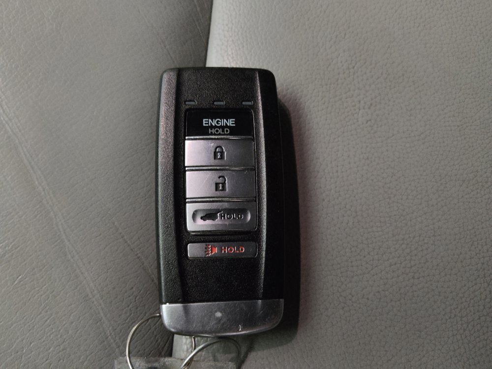 Used 2018 Acura MDX w/ Technology Package FWD image 32