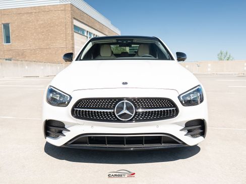 Used 2021 Mercedes-Benz E 350 4MATIC Sedan w/ Premium Package image 2