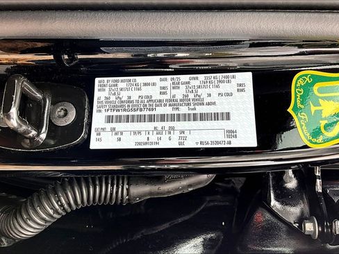 Used 2025 Ford F150 Raptor AWD/4WD image 23