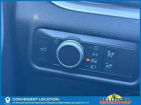 Used 2020 Ford Explorer XLT image 34