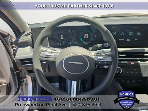Used 2025 Hyundai Sonata SEL FWD image 9
