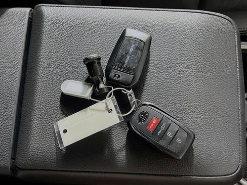 New 2025 Toyota 4Runner TRD Sport Premium image 33