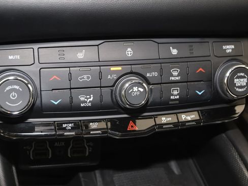 Used 2022 Dodge Durango R/T w/ Trailer Tow Group IV AWD/4WD image 33