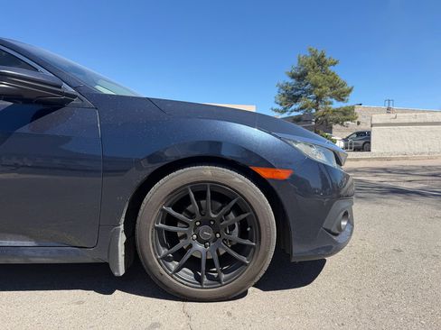 Used 2017 Honda Civic EX-T image 4