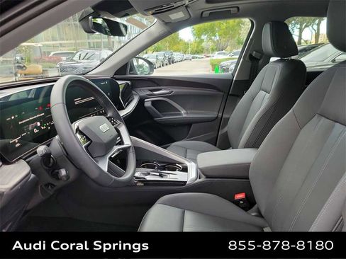 Certified 2025 Audi Q5 Premium w/ Convenience Package image 19