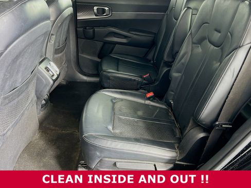 Used 2022 Kia Sorento S image 5