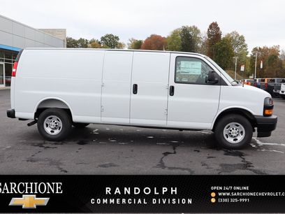New 2025 Chevrolet Express 3500 Extended w/ Driver Convenience Package