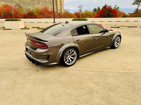 Used 2017 Dodge Charger R/T w/ Driver Confidence Group image 17