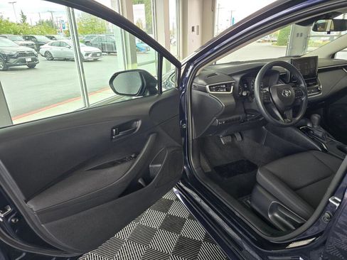 Used 2024 Toyota Corolla LE FWD image 18