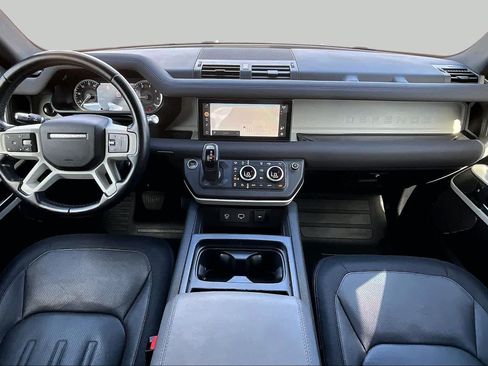 Used 2022 Land Rover Defender 110 X-Dynamic SE AWD/4WD image 16