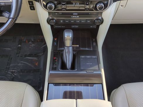 Used 2022 Lexus GX 460 Luxury image 18