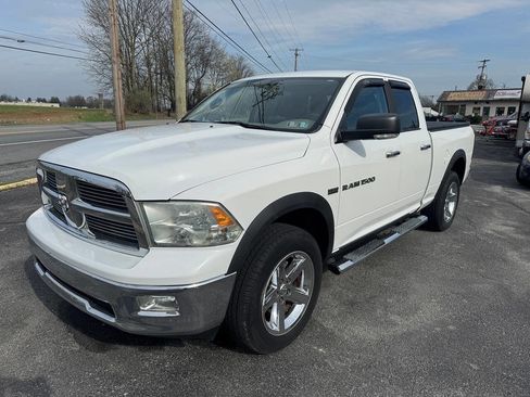 Used 2011 RAM 1500 Big Horn image 2